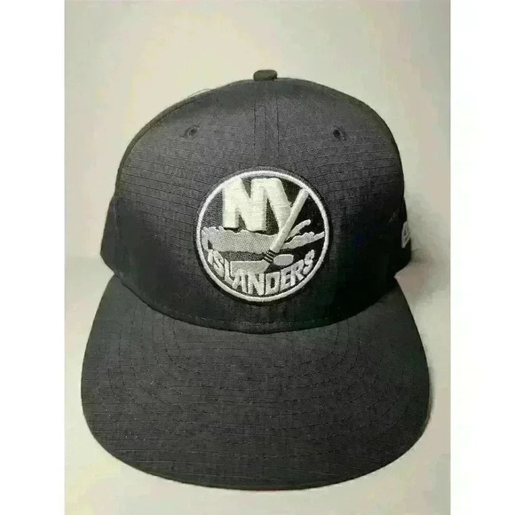New Era Other - New Era New York Islanders 59Fifty Fitted Hat Black Size 7 3/8